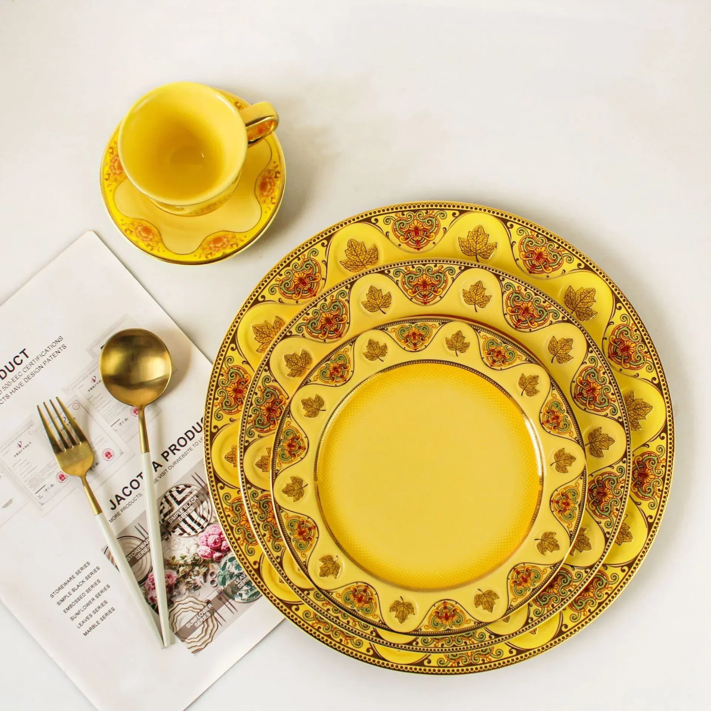 Nordic Luxus Bone China Geschirr Set mit Goldrand