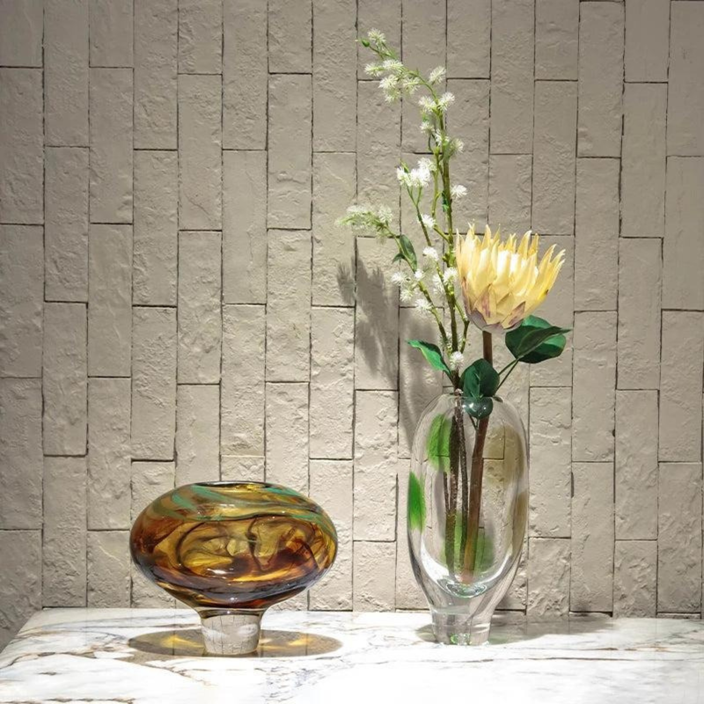 Luxus Handgefertigte Farbige Glasvase – Modernes Design