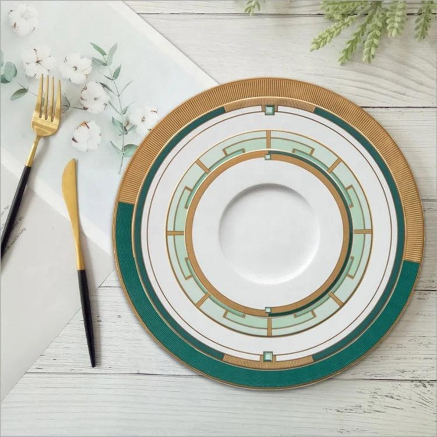 Luxuriöses Green & Yellow Circular Bone China Geschirrset