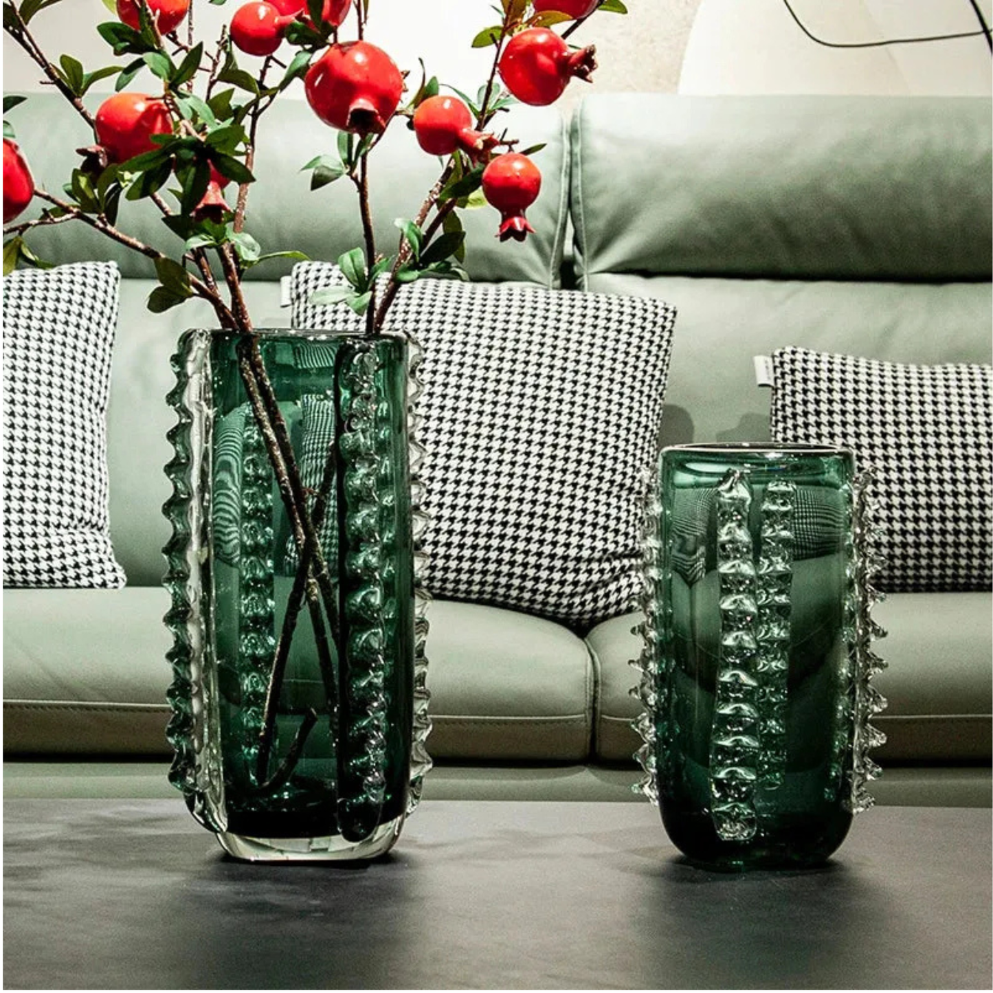 Set aus 2 handgefertigten Glasvasen – dick, schwer, luxuriös, modern