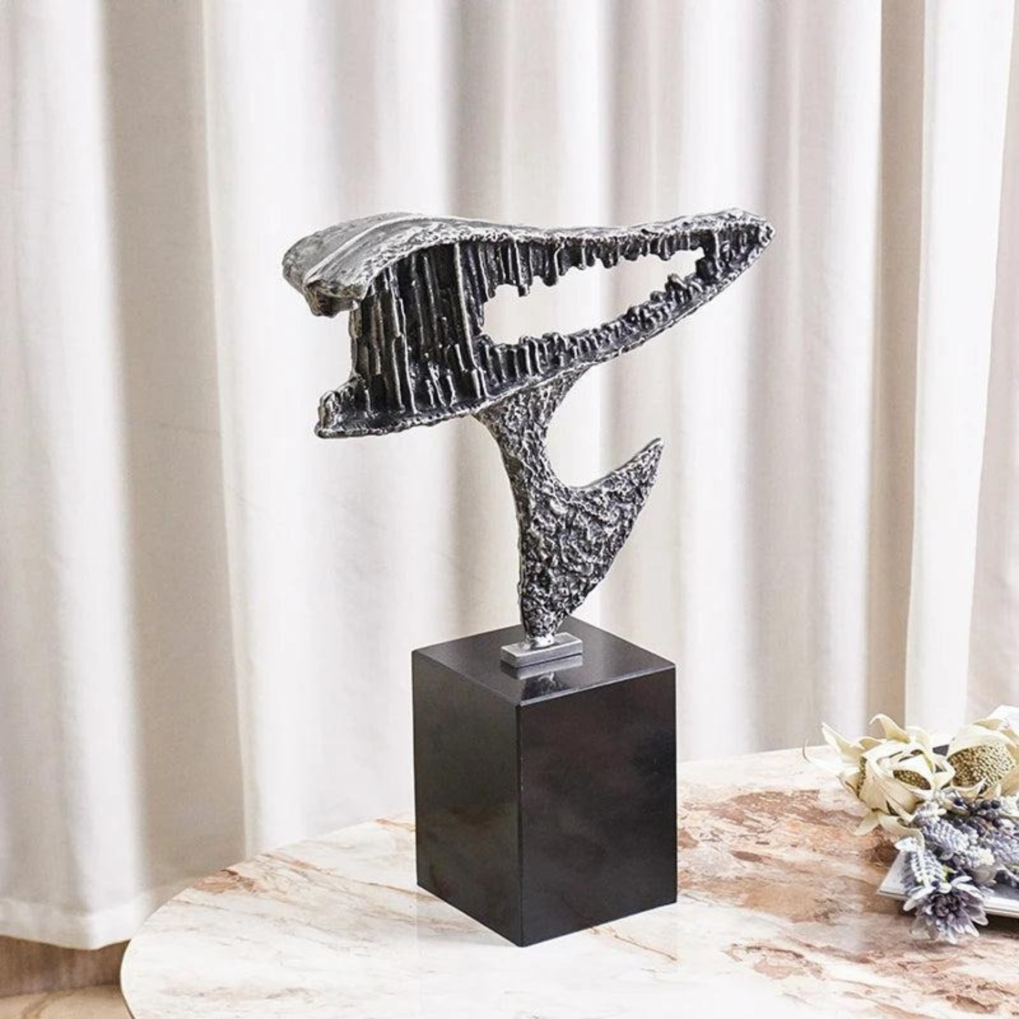 Luxuriöse Antik-Silber Skulptur – Handgefertigte Resin